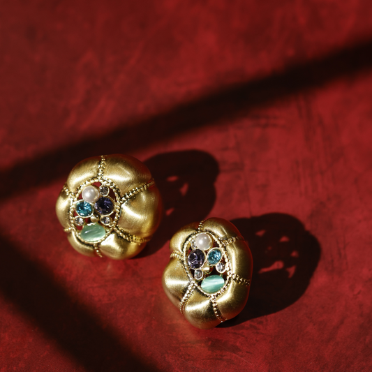 Regal Bloom Crystal Embellished Necklace Set