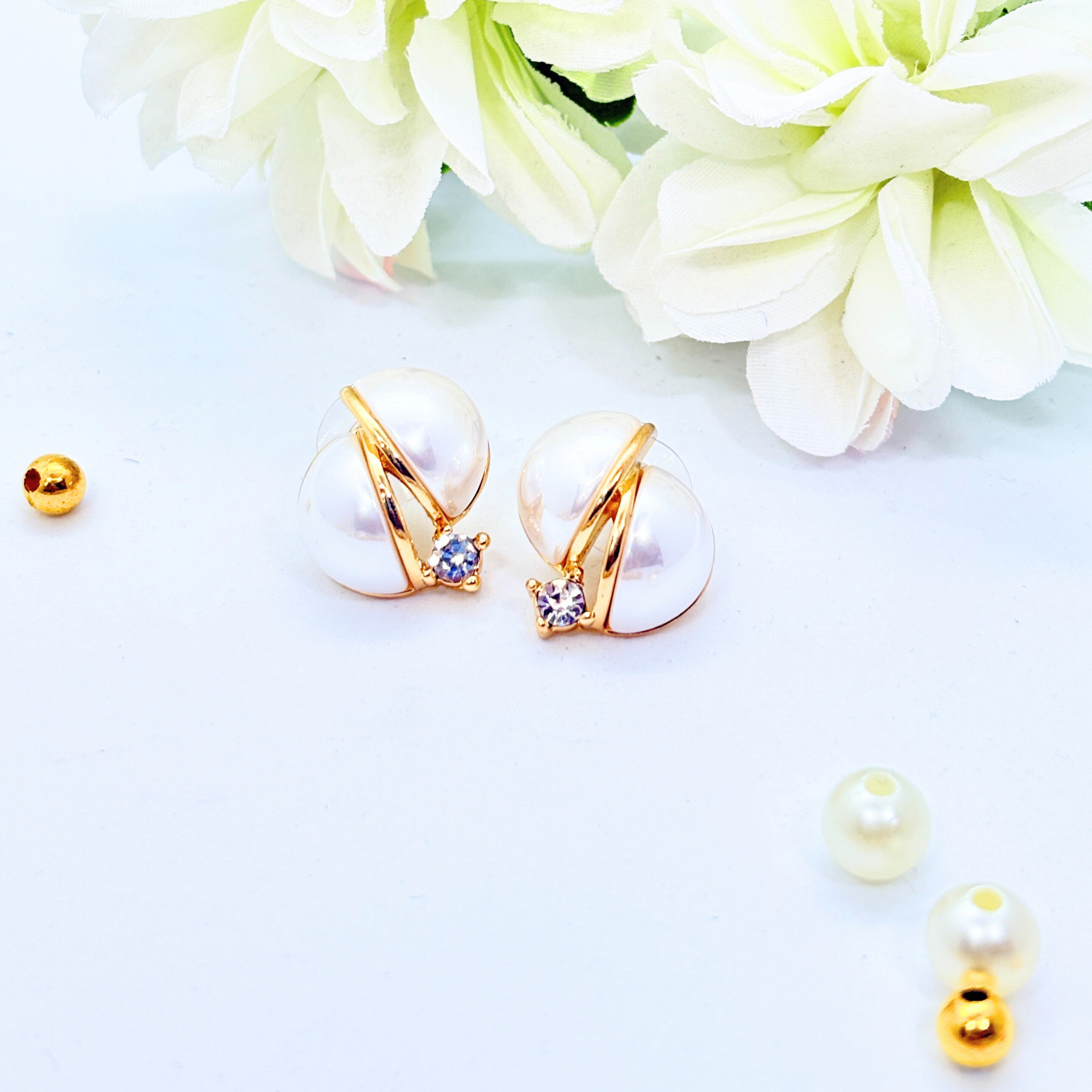 Elegant Pearl Orbit Stud Earrings